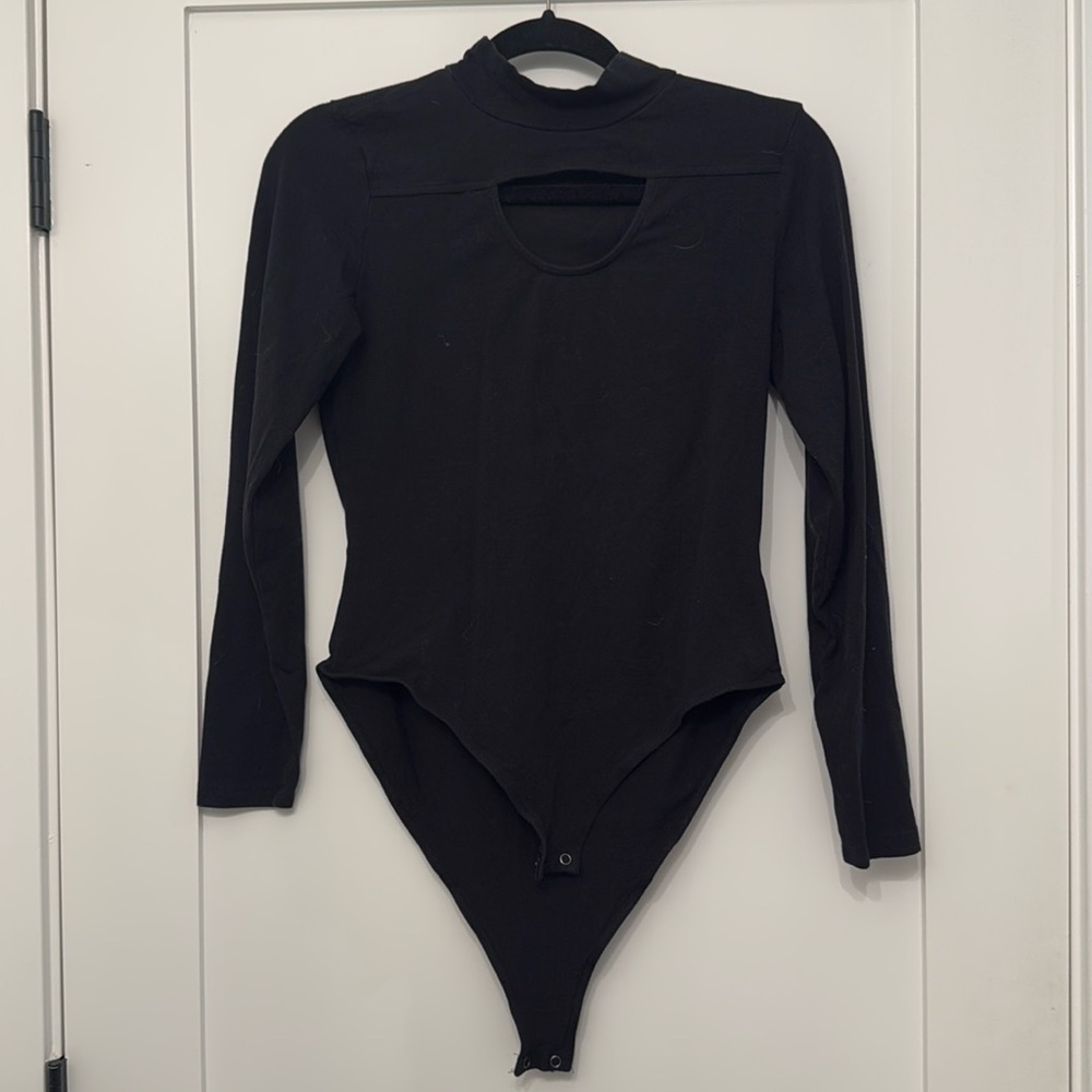 Long sleeved bodysuit